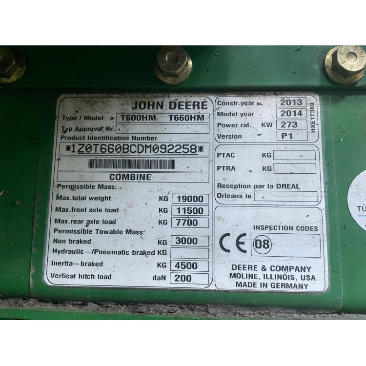 Sklízecí mlátička John Deere T660 HM
