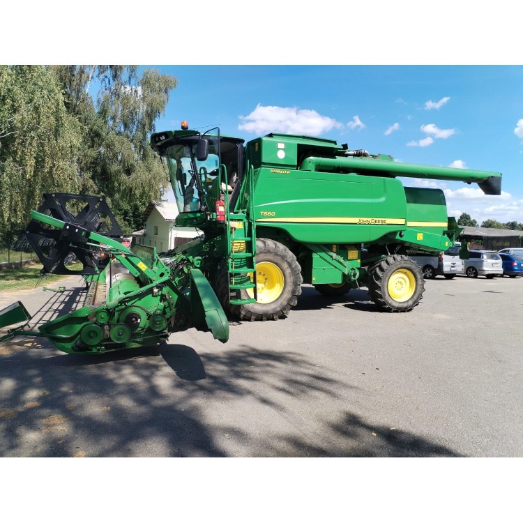 Sklízecí mlátička T660HM