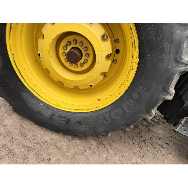 Traktor John Deere 8285R