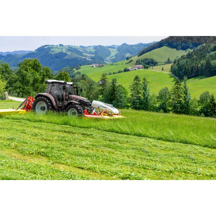 Pöttinger NOVACAT ALPHA MOTION MASTER