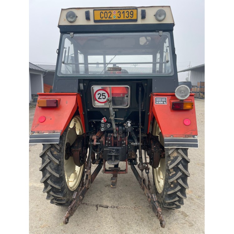 Traktor Zetor 7211