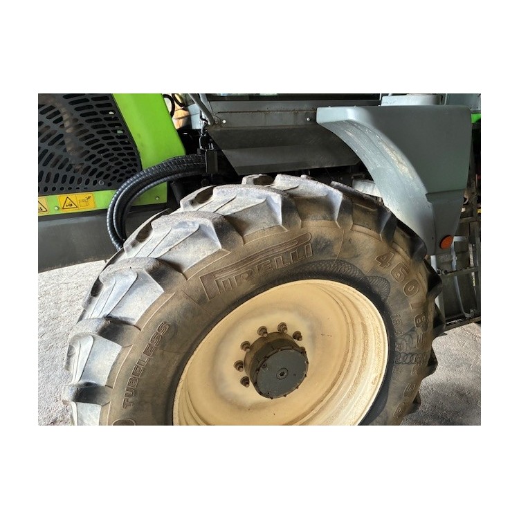 Samojízdný postřikovač TECNOMA LASER 4240