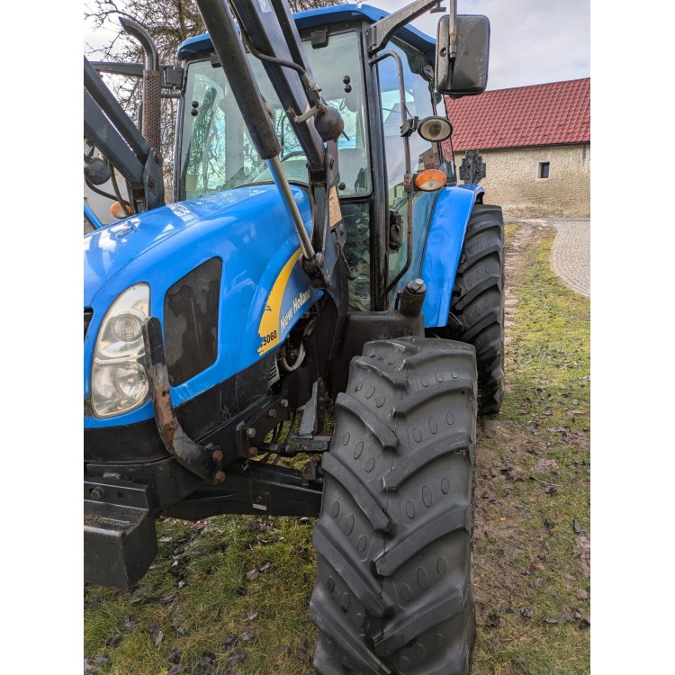 Traktor New Holland T5060