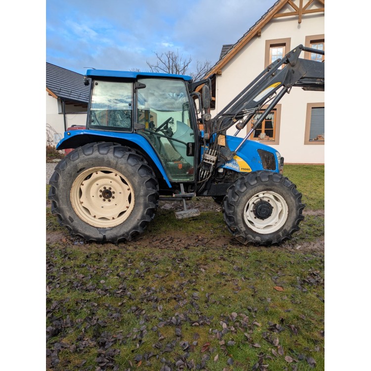 Traktor New Holland T5060