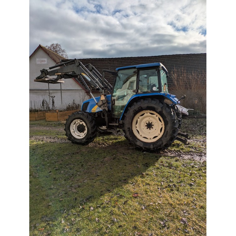 Traktor New Holland T5060