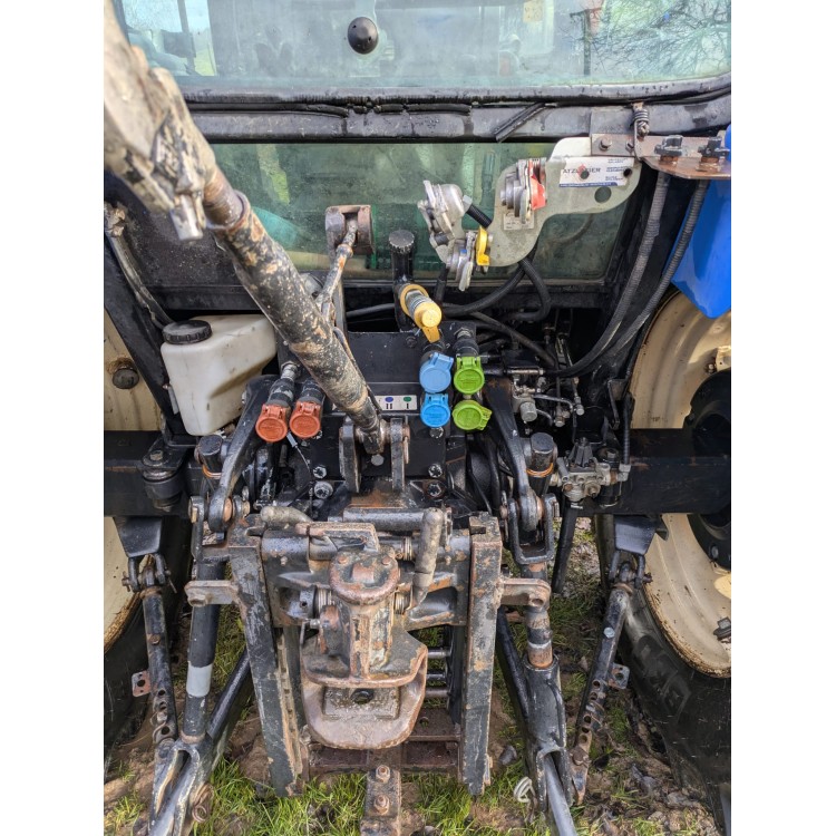 Traktor New Holland T5060