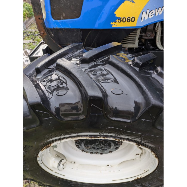 Traktor New Holland T5060