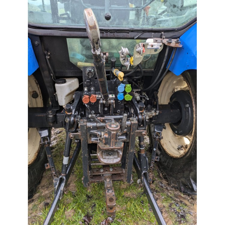 Traktor New Holland T5060