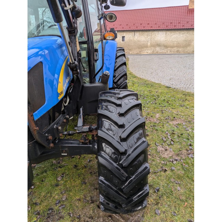 Traktor New Holland T5060