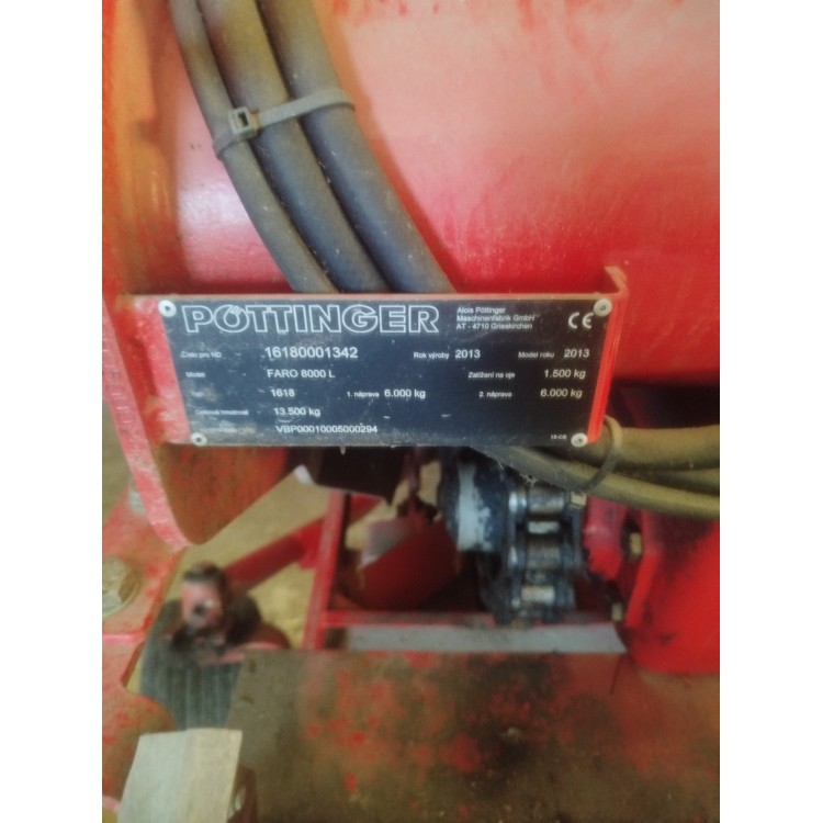 Sběrací vůz PÖTTINGER FARO 8000L