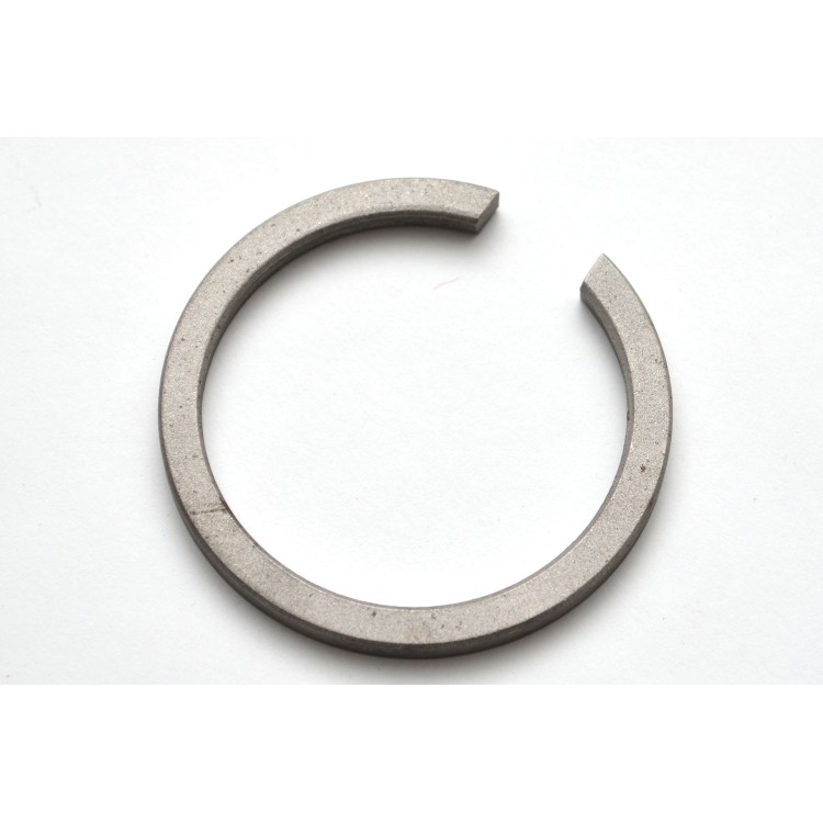 Kroužek pojistný 47