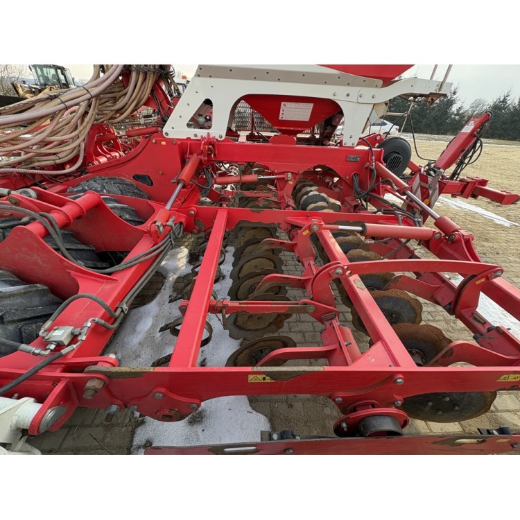 Secí stroj Pöttinger Terrasem C6