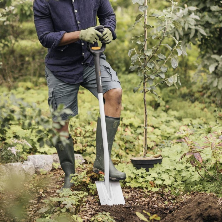 FISKARS 1066732 Teleskopický špičatý rýč