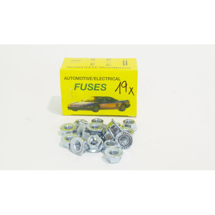 Matice s límcem M10