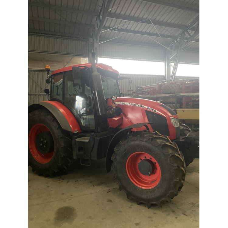 Traktor Zetor Forterra HD 140