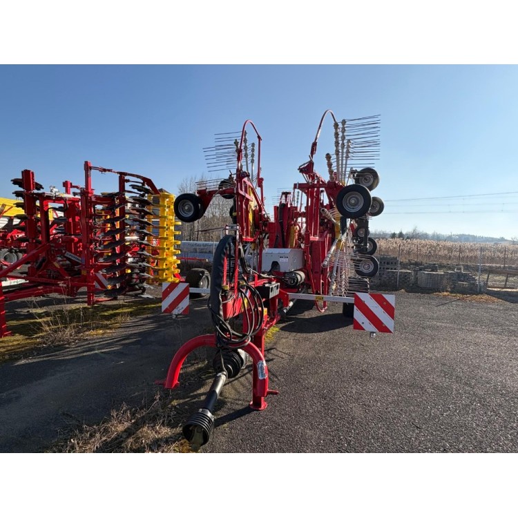 Shrnovač píce Pöttinger TOP 1252 C