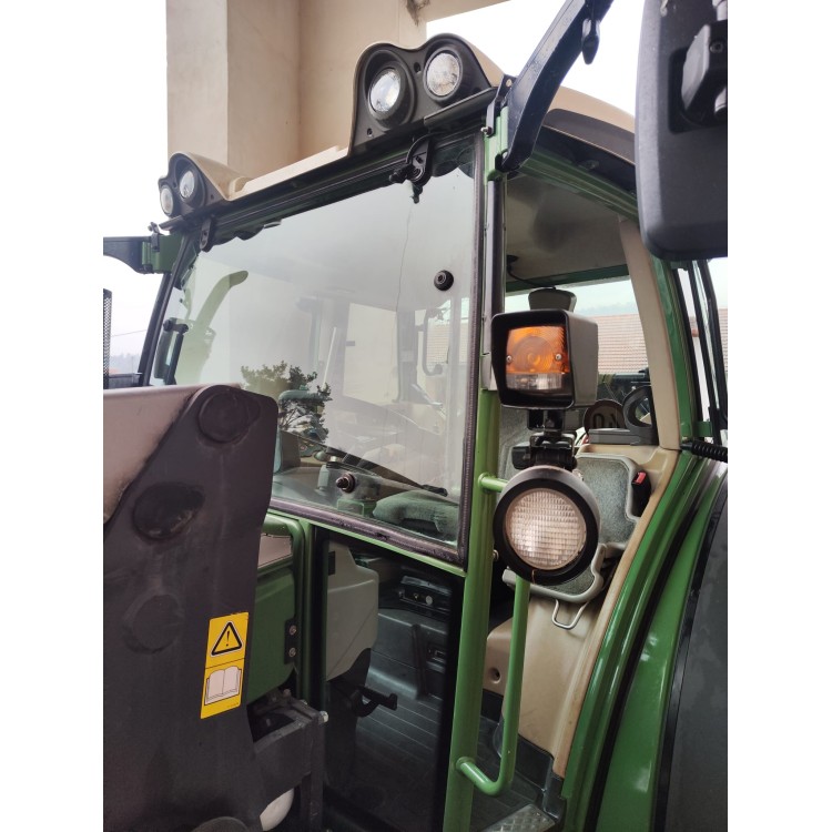 Traktor Fendt 211