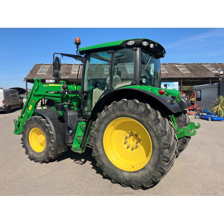 Traktor John Deere 6130R+623R