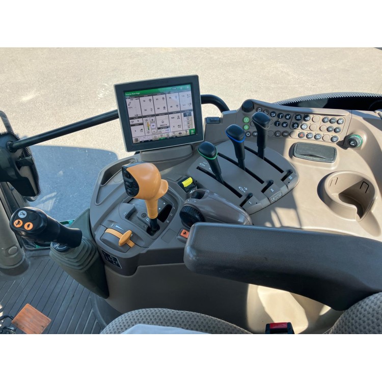 Traktor John Deere 6130R+623R