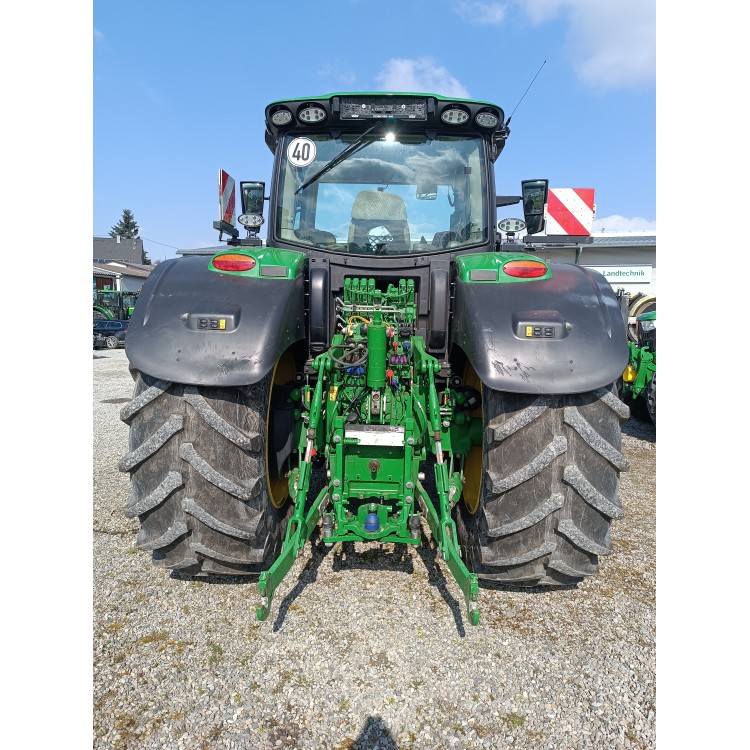 Traktor John Deere 6R 195