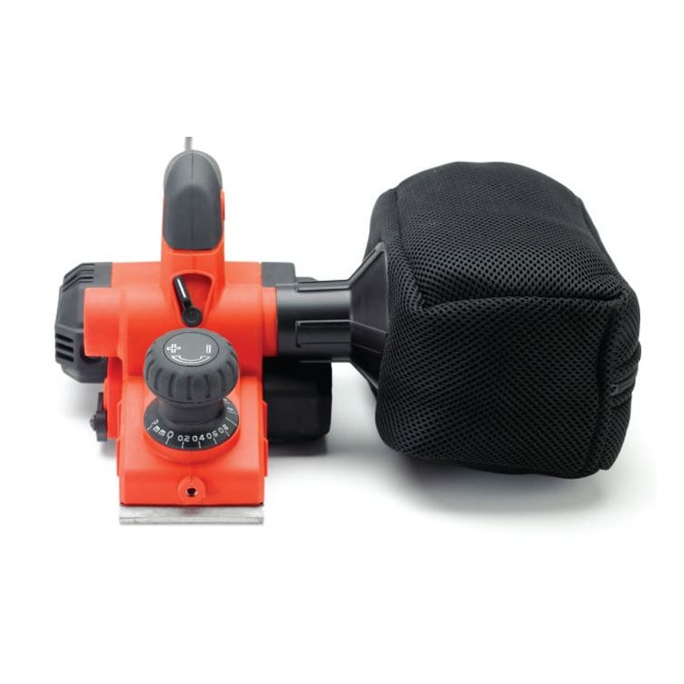 BLACK&DECKER KW750K Hoblík 750 W s vysokým výkonem