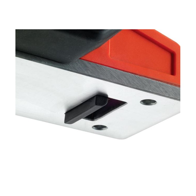 BLACK&DECKER KW750K Hoblík 750 W s vysokým výkonem