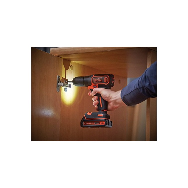 Black&Decker BDCDC18BAFC Akuvrtačka s 80ks příslušenství
