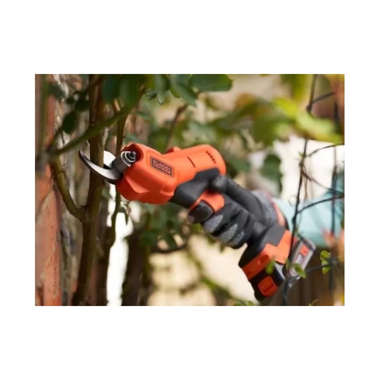 BLACK&DECKER BCPP18D1 Aku zahradní nůžky 18V - včetně 1 akumulátoru 2,0Ah