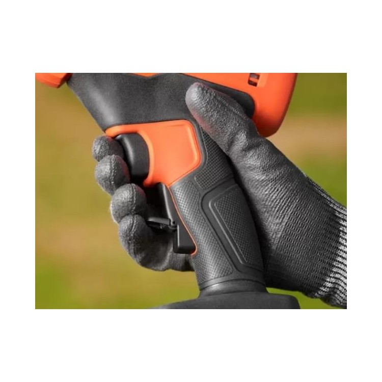 BLACK&DECKER BCPP18D1 Aku zahradní nůžky 18V - včetně 1 akumulátoru 2,0Ah