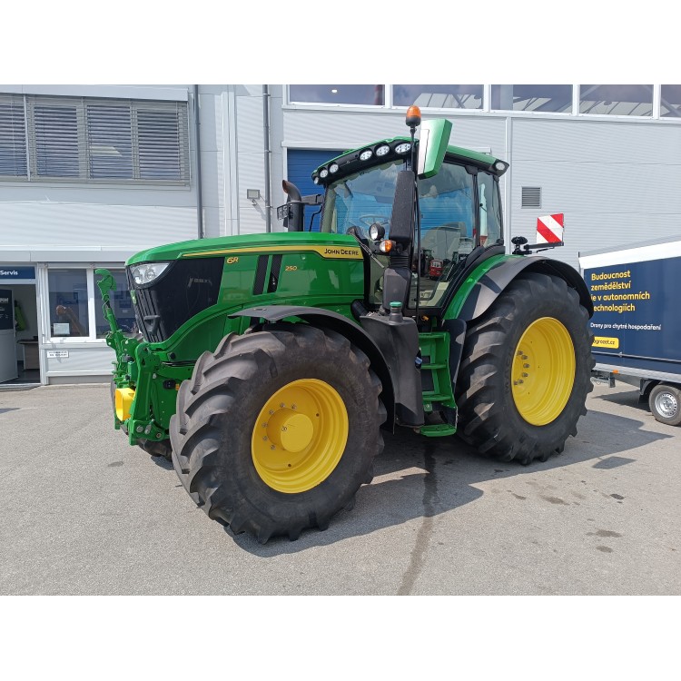 Traktor John Deere 6R 250 DEMO