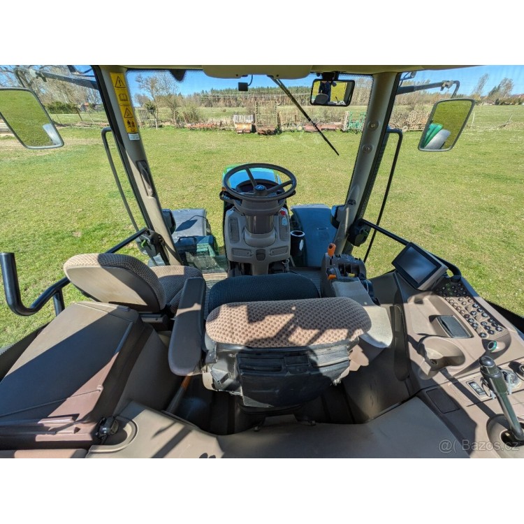 Traktor John Deere 6210R