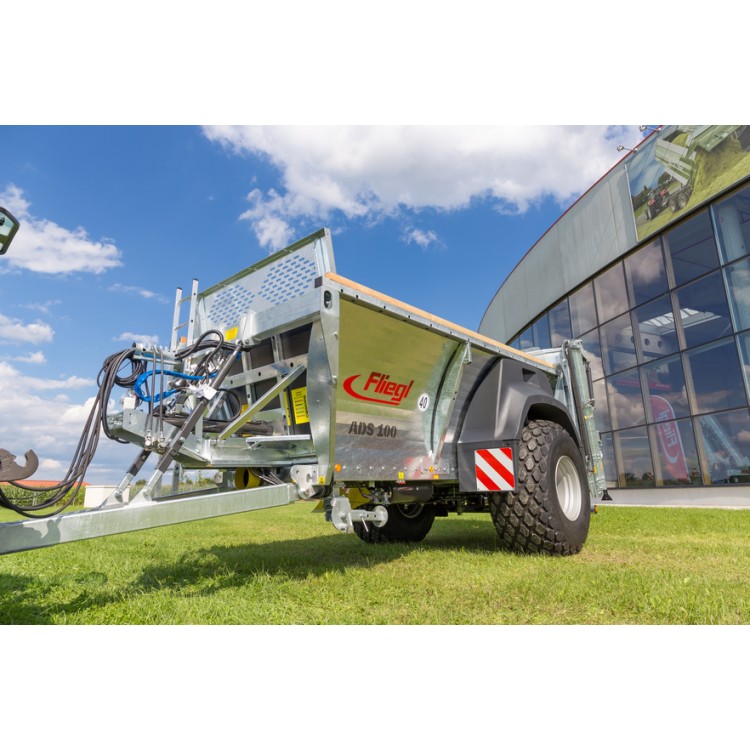 Fliegl ADS 160 Rozmetadlo chlévské mrvy