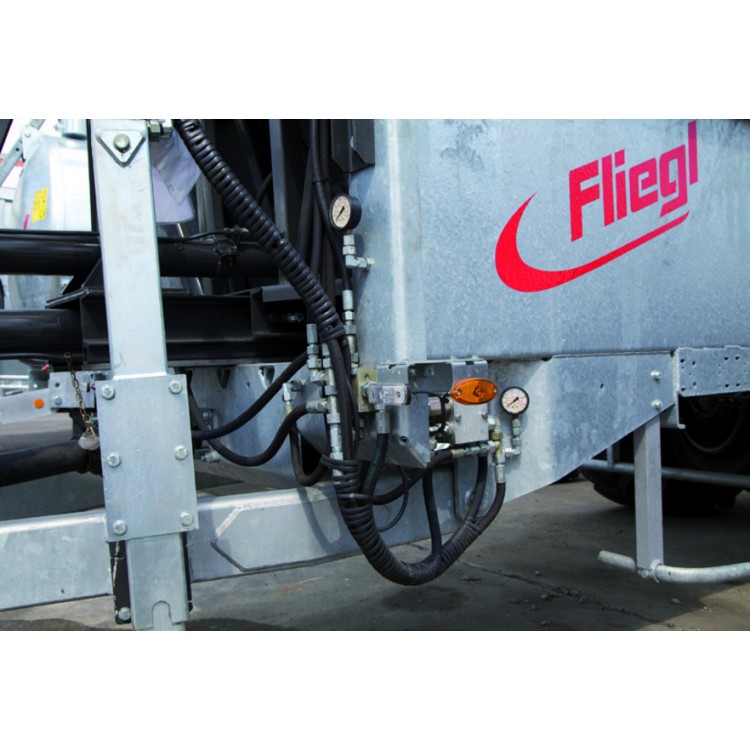 Fliegl ADS 160 Rozmetadlo chlévské mrvy