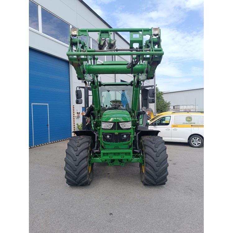 Traktor John Deere 6130R+623R