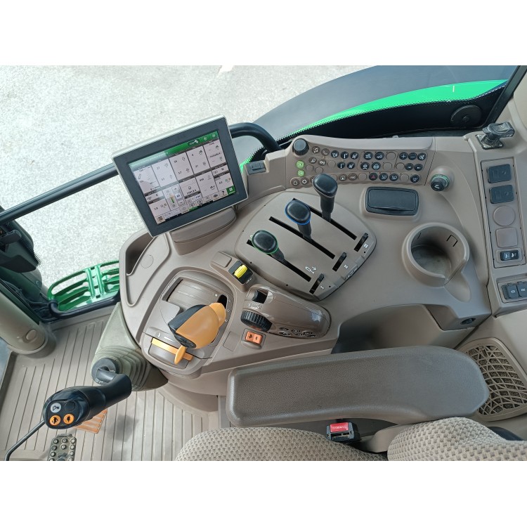 Traktor John Deere 6130R+623R