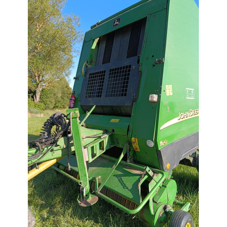 JOHN DEERE 592