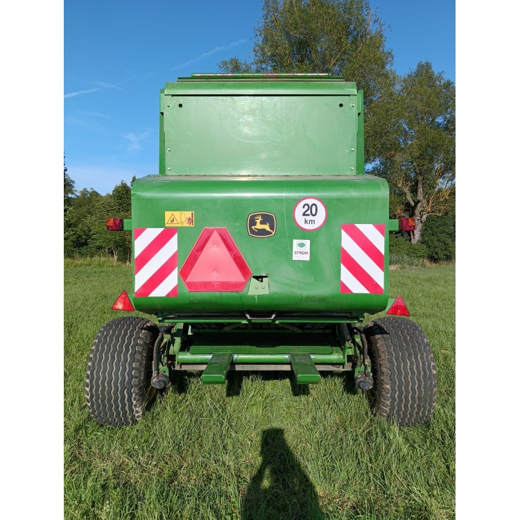 JOHN DEERE 592