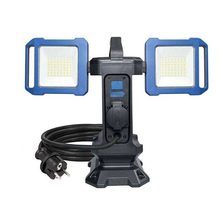 SOLIGHT Duální přenosný LED reflektor se zásuvkou, 2x30W, 5400lm, 4000K