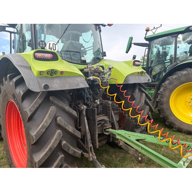 Claas ARION 550 CMATIC