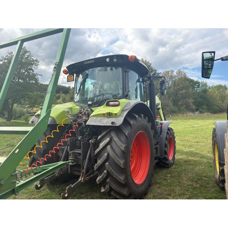 Claas ARION 550 CMATIC