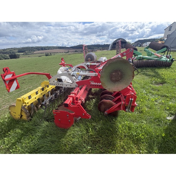 PÖTTINGER TERRADISC 3001