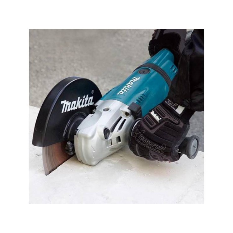 MAKITA GA9020RF Bruska úhlová 230 mm 2200W