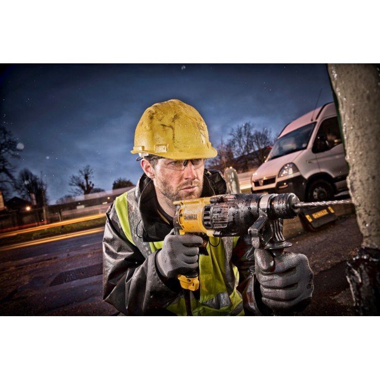 DEWALT D25133K