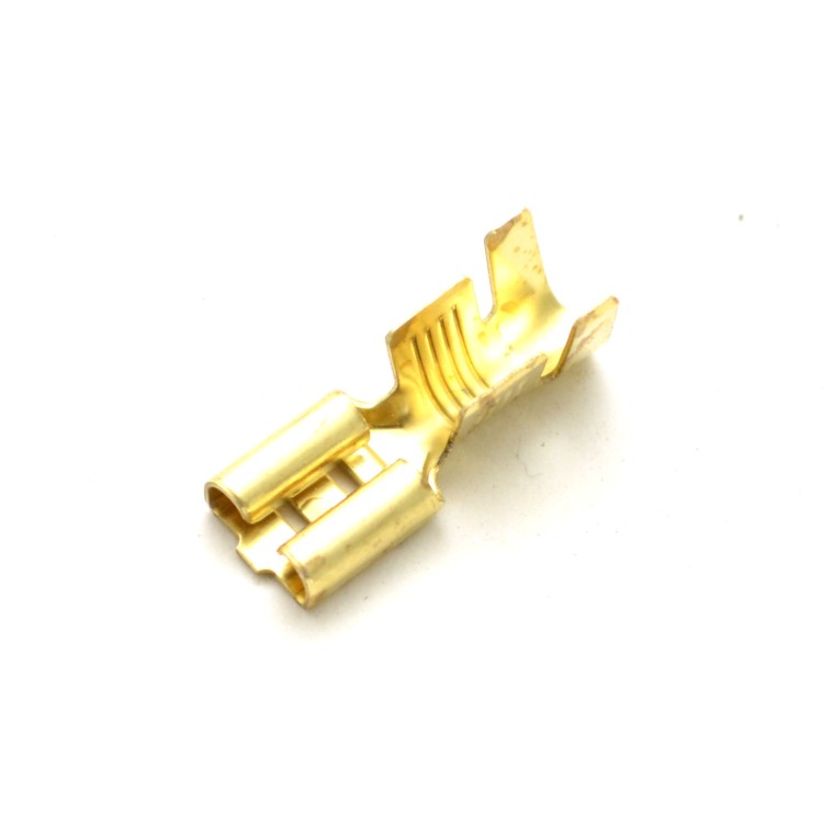 Konektor dutinka na kabel 2,5 mm až 6 mm