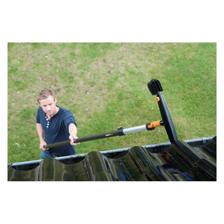 FISKARS QuikFit Čistič okapů 31cm