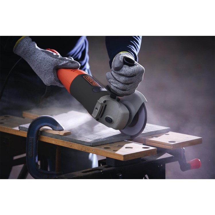 BLACK&DECKER KG1202 Bruska úhlová 125mm 1200W