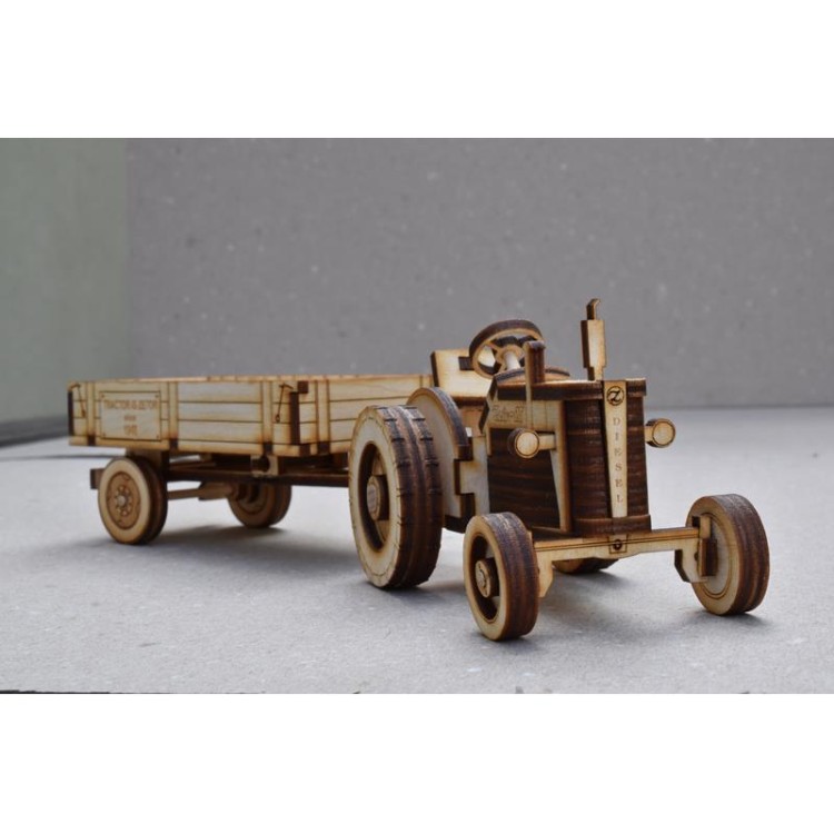 Model dřevěný traktor Z 25 s vlečkou