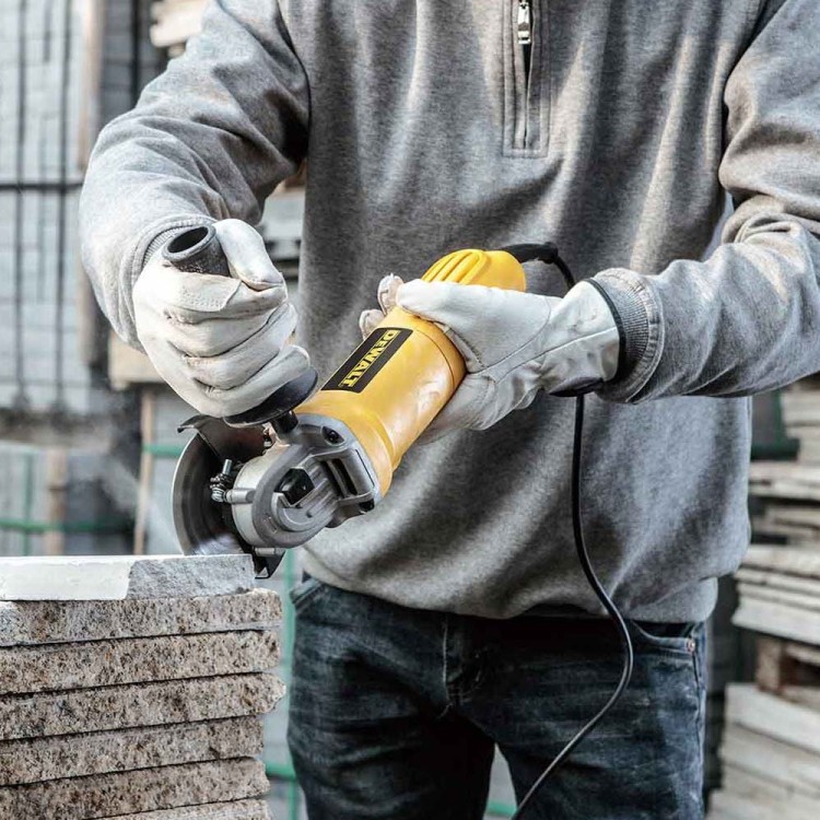 DeWALT DWE4117 Bruska úhlová 125 mm 950W