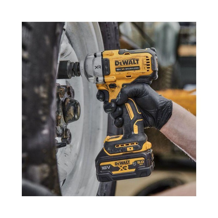 DEWALT DCF892N Aku rázový utahovák 1/2" 18V (bez aku)