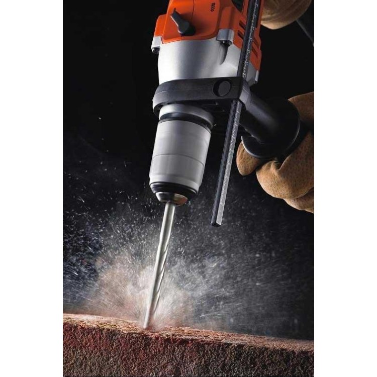 BLACK & DECKER KR705S32 Vrtačka příklepová 750W s příslušenstvím